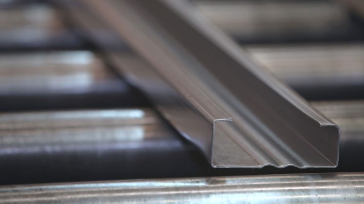 کارخانه تولید قفسه‌های فلزی